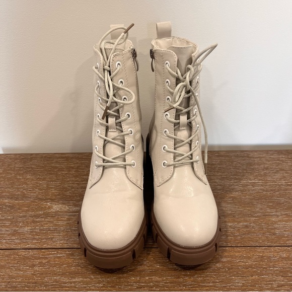 Dirty Laundry | combat boot chunky sole cream color 6 newz boots - Picture 8 of 10